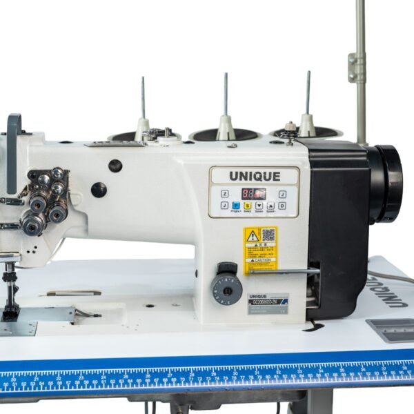 Unique GC20606DD-2N Triple Arrastre Doble Aguja
